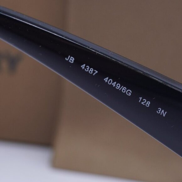 Burberry Kids JB4387 40496G Shield Sunglasses - White/Black/Grey Mirror - Picture 4 of 9